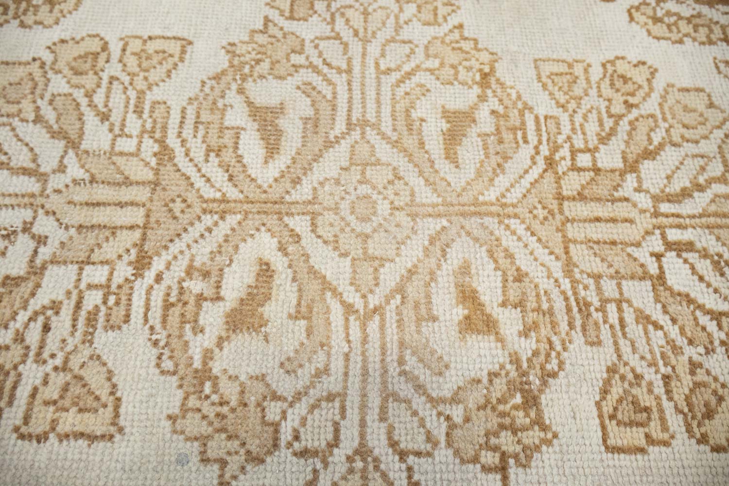 3'9x5'7 Hand Knotted Tribal Floral Oriental Wool Rug - Image 8