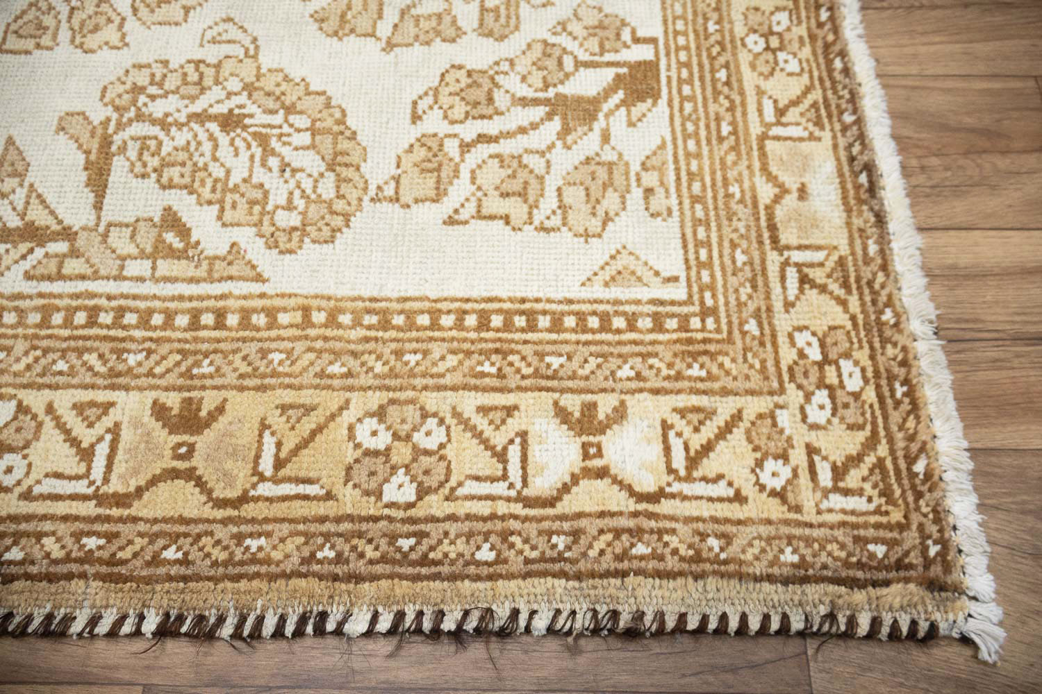 3'9x5'7 Hand Knotted Tribal Floral Oriental Wool Rug - Image 11