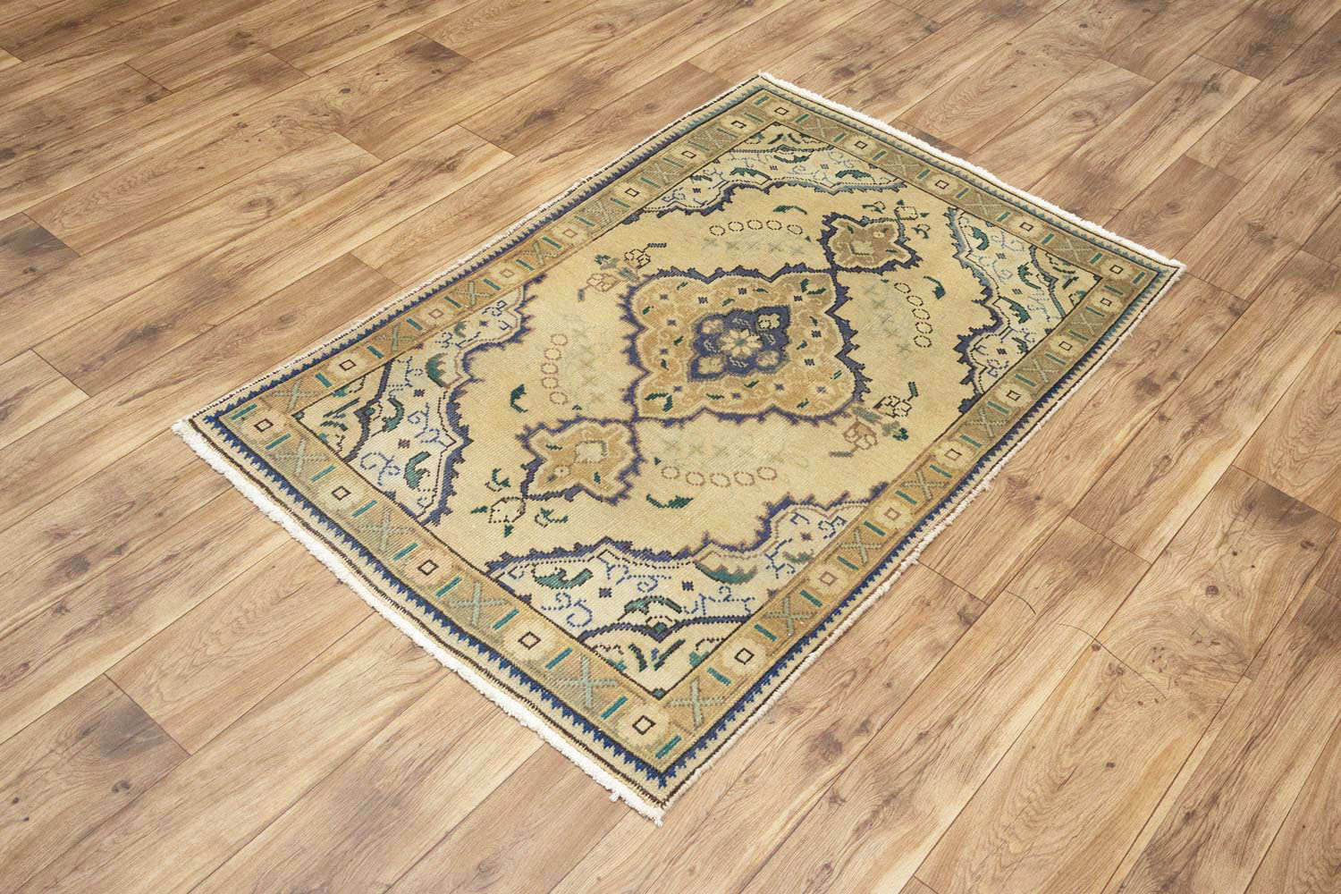 3'1x4'9 Hand Knotted Tribal Floral Oriental Wool Rug - Image 13