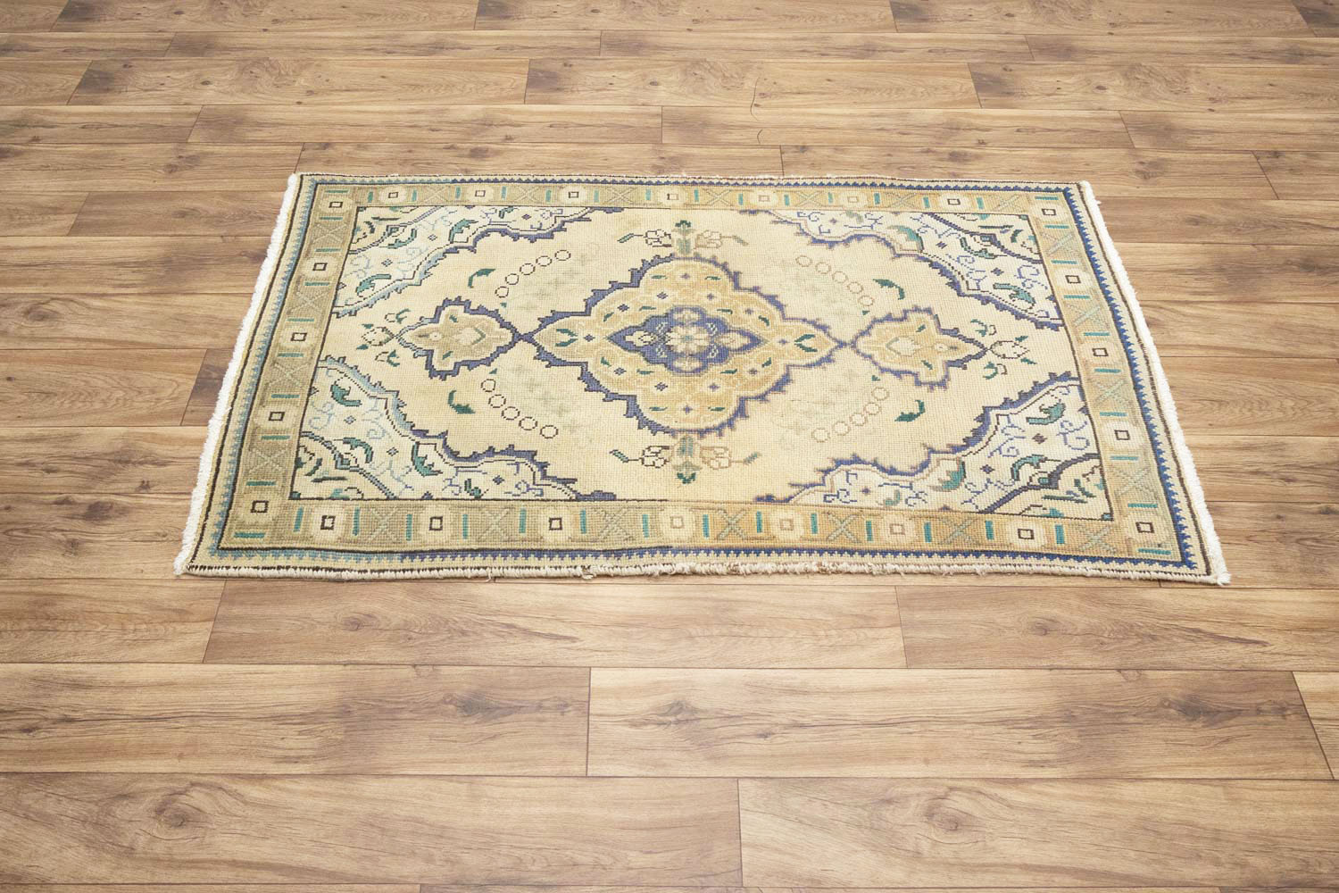 3'1x4'9 Hand Knotted Tribal Floral Oriental Wool Rug - Image 5