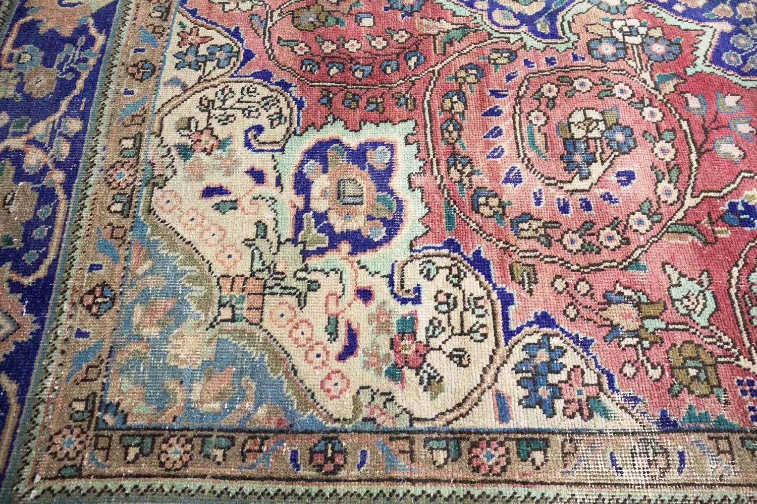 6'9x9'9 Hand Knotted Floral Traditional Oriental Wool Rug - Image 8