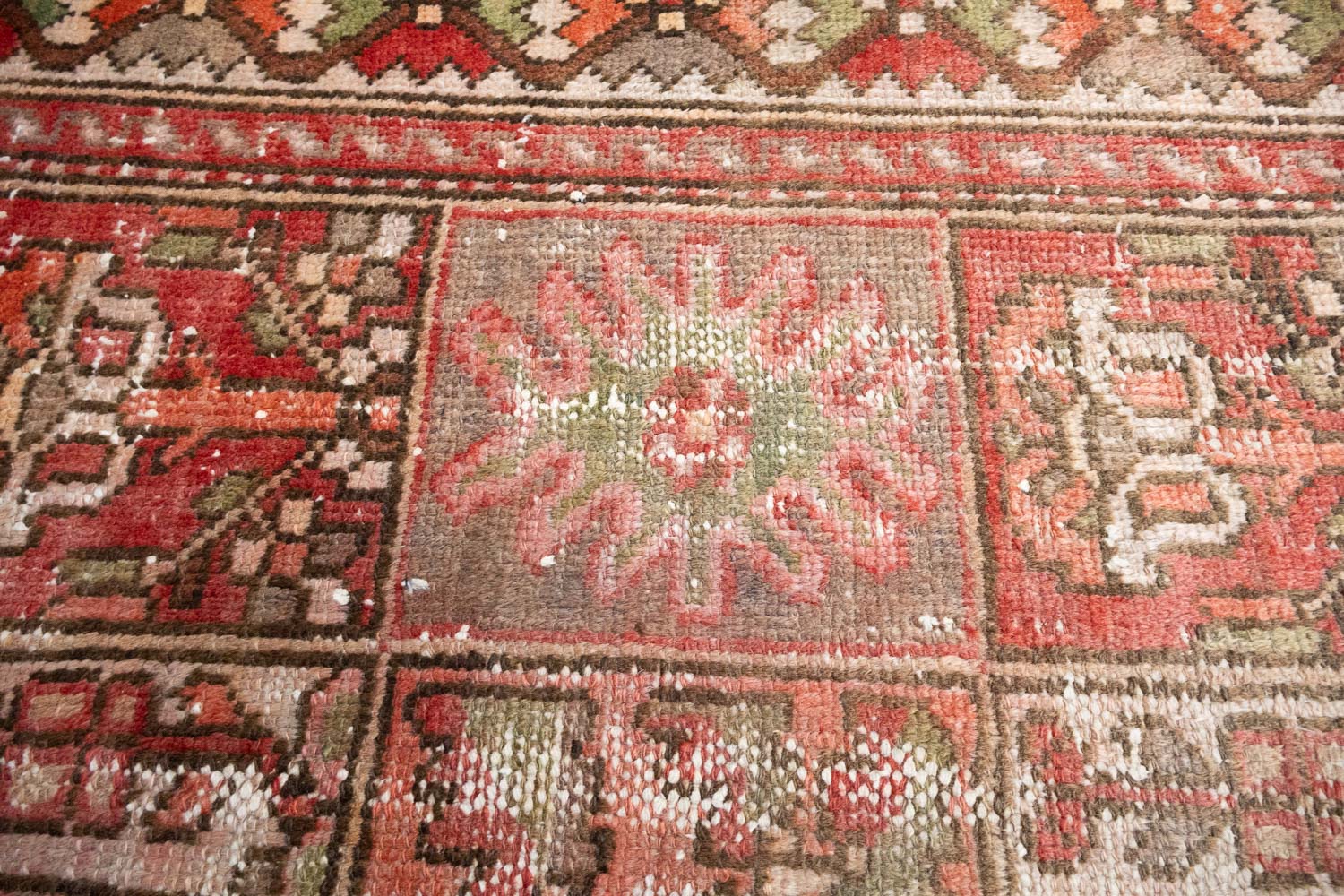 6'6x8'11 Hand Knotted Tribal Floral Oriental Wool Rug - Image 8