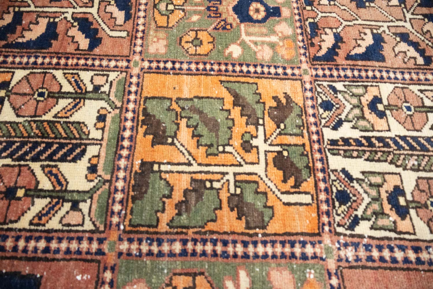 6'6x9'4 Hand Knotted Tribal Pictorial Oriental Wool Rug - Image 7