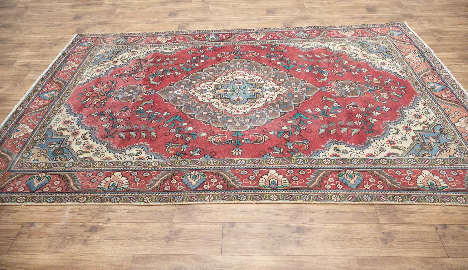 6'2x9'6 Hand Knotted Tribal Pictorial Oriental Wool Rug - Image 5