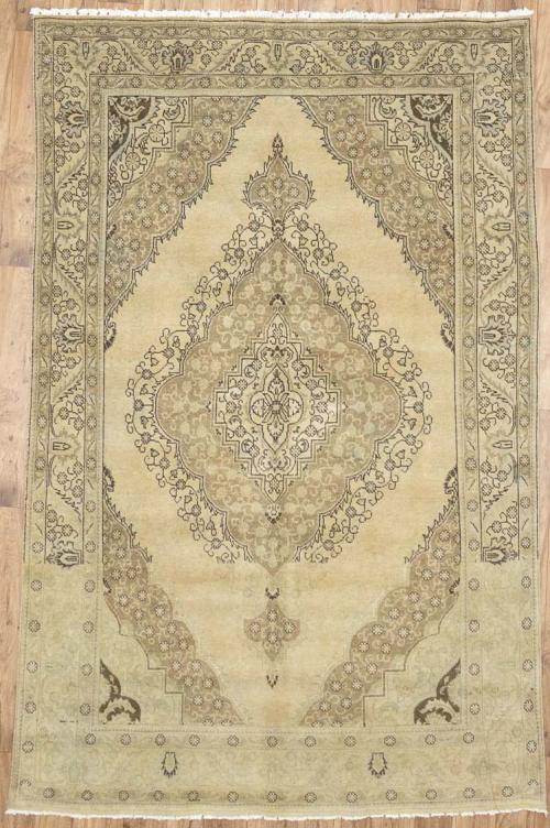 6'3x9'10 Hand Knotted Floral Traditional Oriental Wool Rug