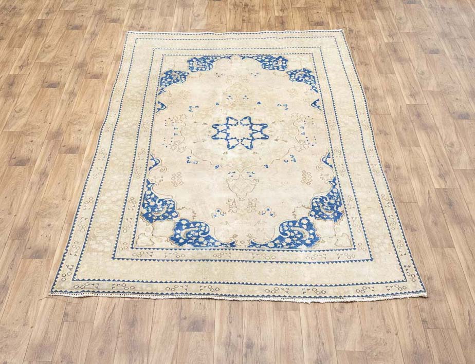 6'3x9'3 Hand Knotted Cream Floral Classic Oriental Wool Rug - Image 2