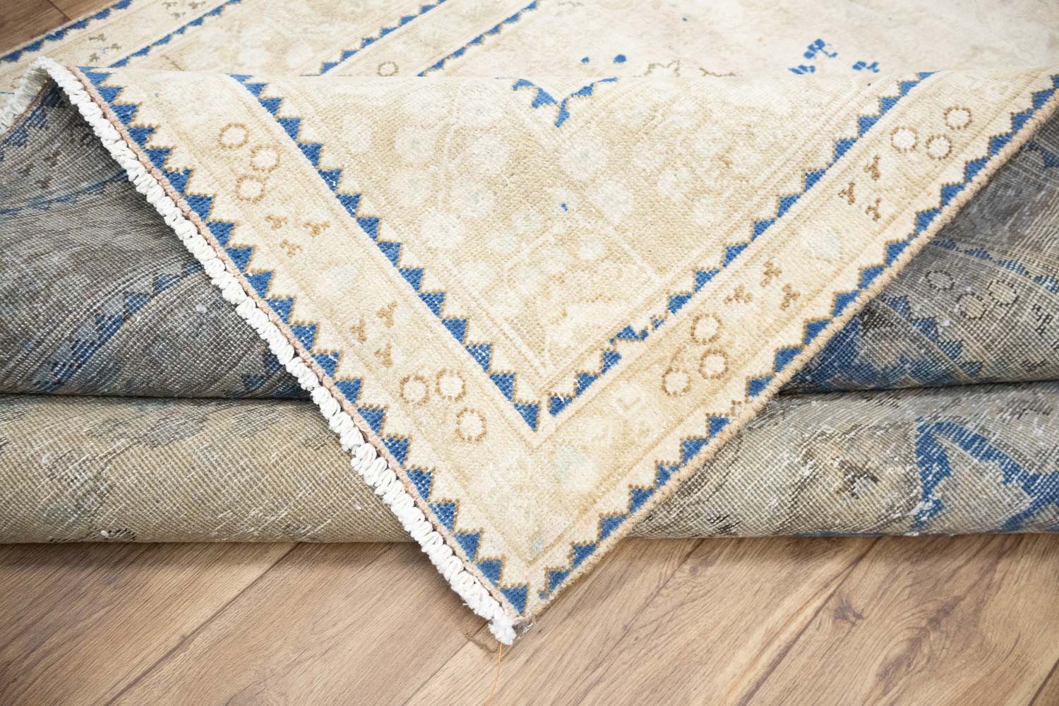 6'3x9'3 Hand Knotted Cream Floral Classic Oriental Wool Rug - Image 16
