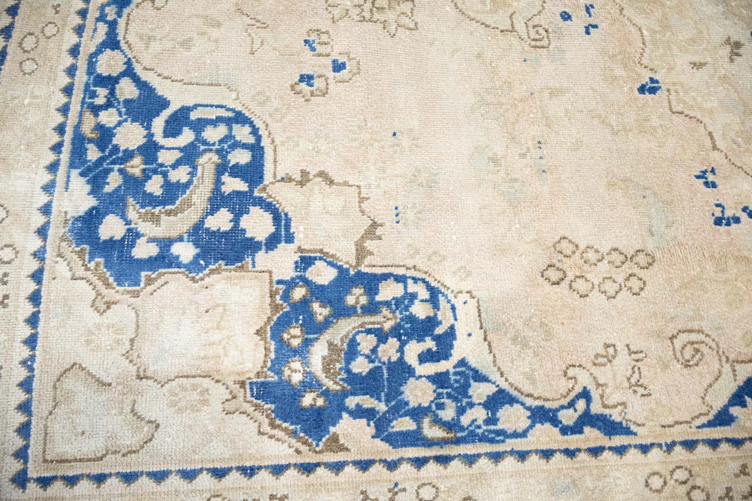 6'3x9'3 Hand Knotted Cream Floral Classic Oriental Wool Rug - Image 12