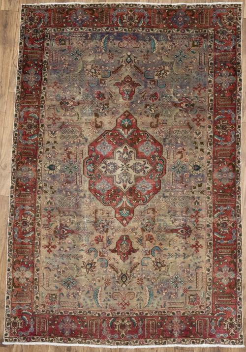 6'6x9'9 Hand Knotted Floral Classic Oriental Wool Rug