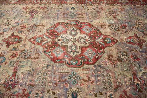6'6x9'9 Hand Knotted Floral Classic Oriental Wool Rug