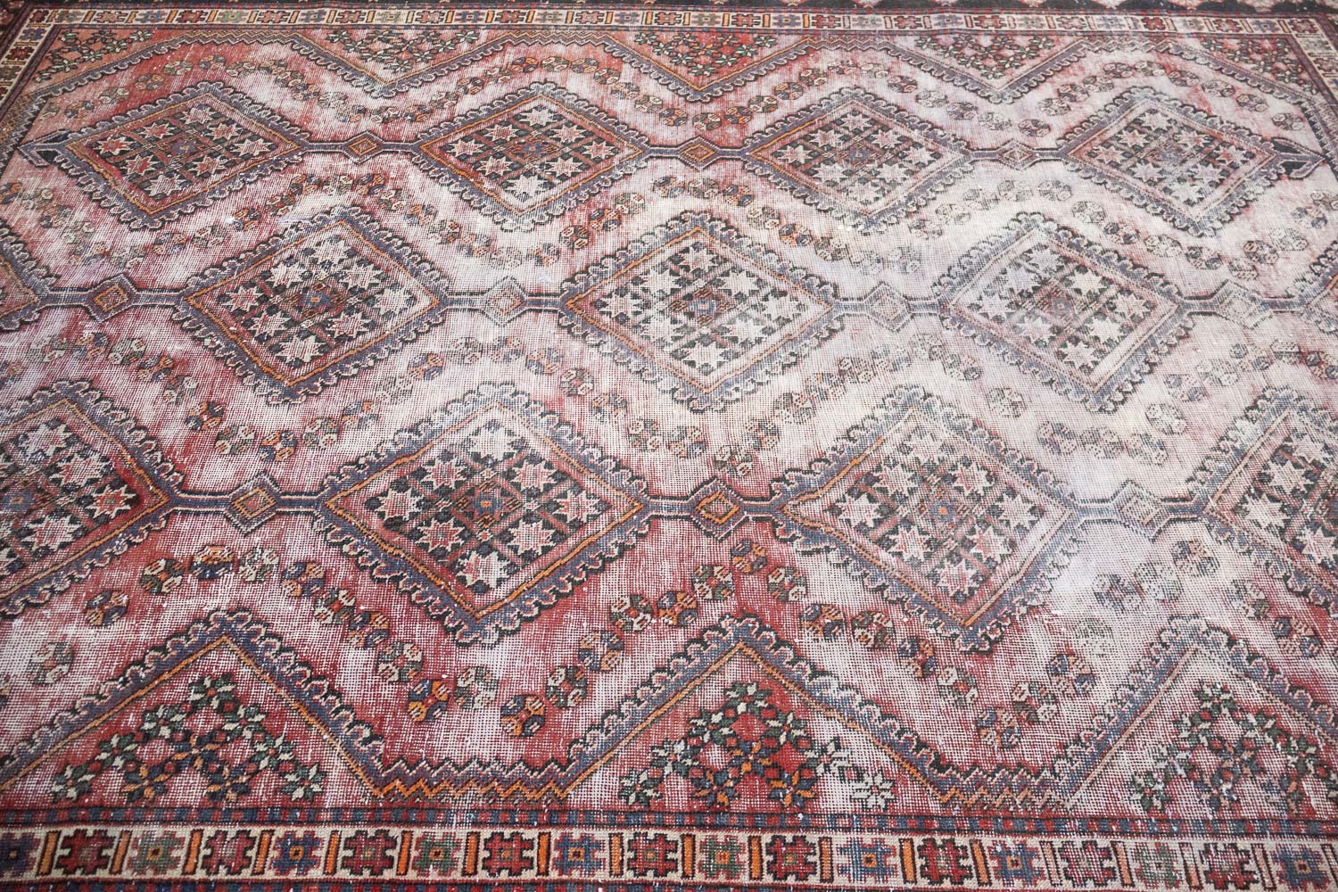 6'9x9'3 Hand Knotted Geometric Tribal Oriental Wool Rug - Image 13