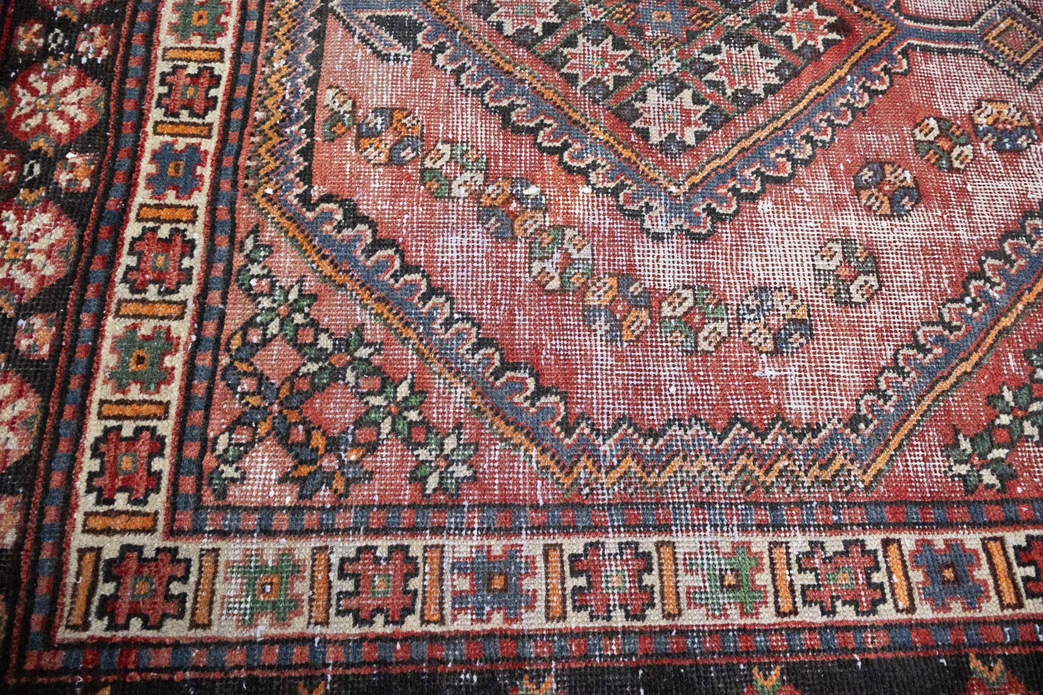 6'9x9'3 Hand Knotted Geometric Tribal Oriental Wool Rug - Image 10