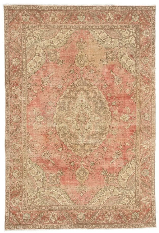 7'3x10'6 Hand Knotted Floral Traditional Wool Oriental Rug - Image 1