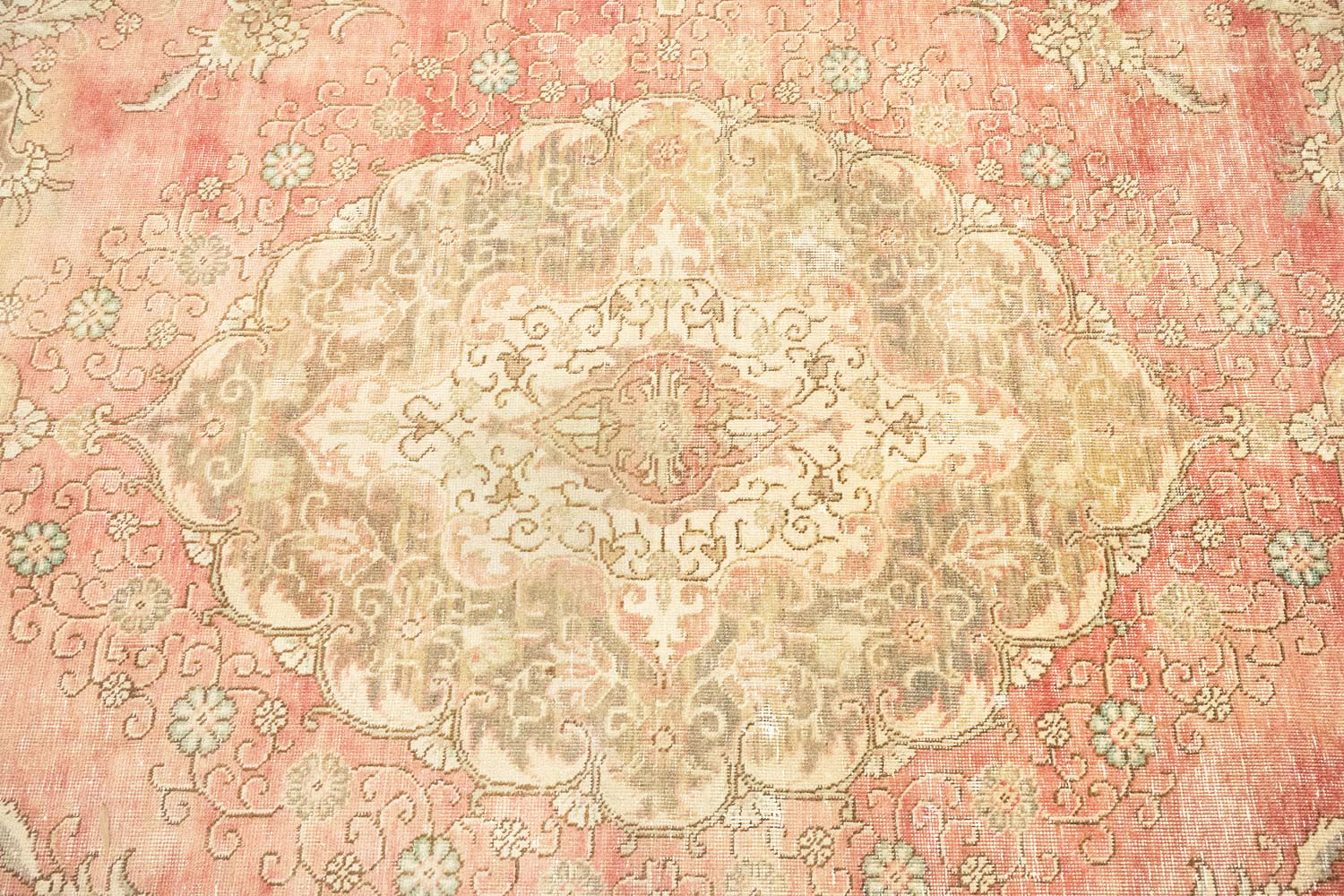 7'3x10'6 Hand Knotted Floral Traditional Wool Oriental Rug - Image 7