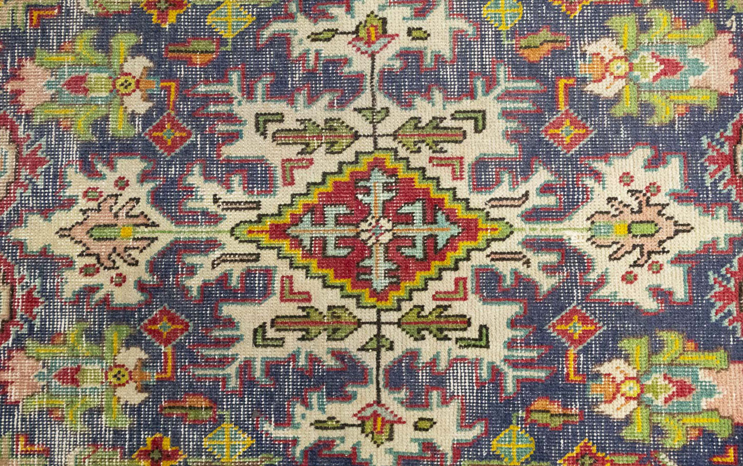 6'6x9'11 Hand Knotted Floral Traditional Wool Oriental Rug - Image 9