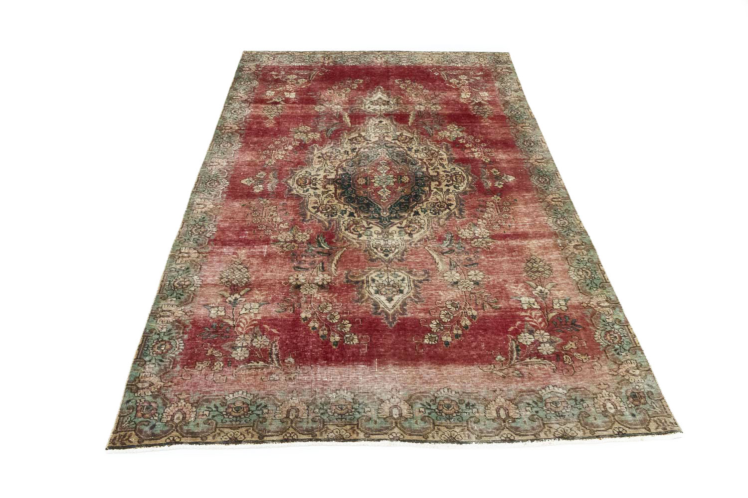 6'0 X 9'9 Hand Knotted Muted Traditional Distressed Persian Rug - Image 4