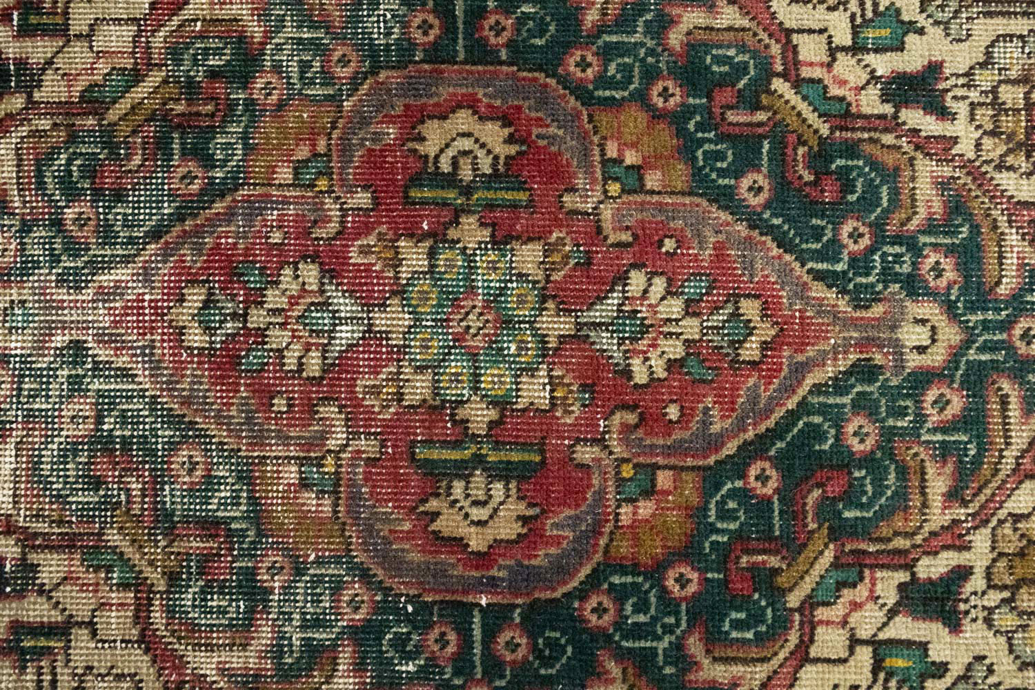 6'0 X 9'9 Hand Knotted Muted Traditional Distressed Persian Rug - Image 9