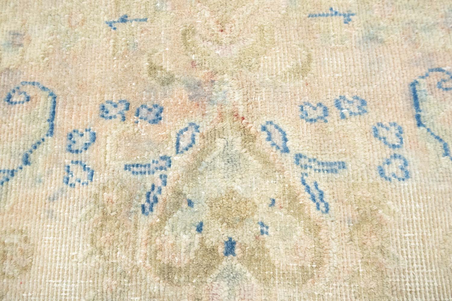 6'4x9'2 Hand Knotted Floral Traditional Wool Oriental Rug - Image 9