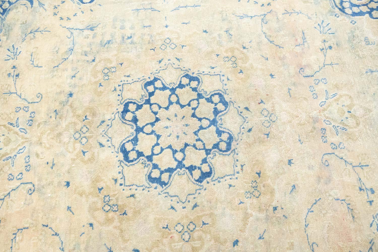 6'4x9'2 Hand Knotted Floral Traditional Wool Oriental Rug - Image 15