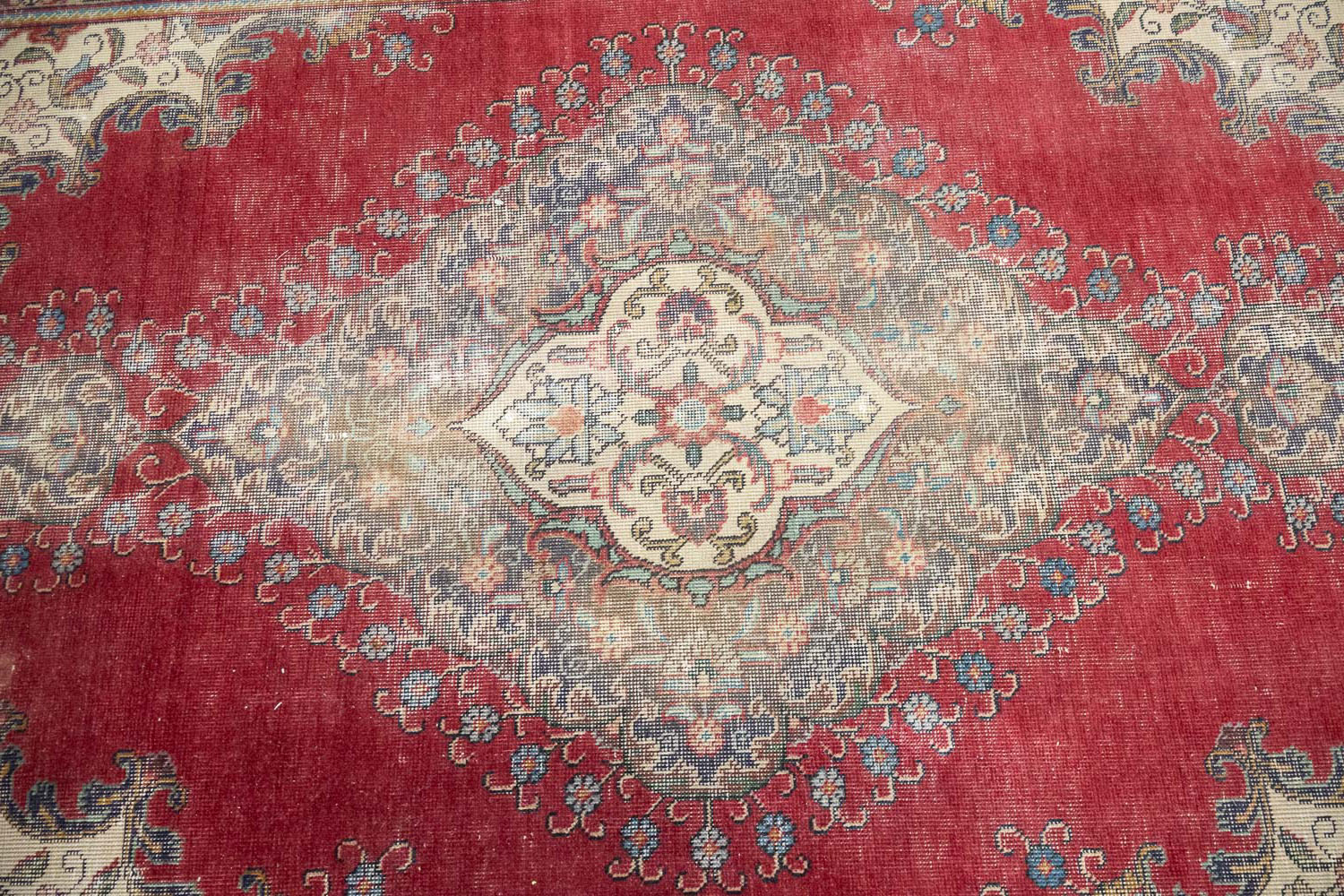 6'3x9'9 Hand Knotted Floral Traditional Wool Oriental Rug - Image 8