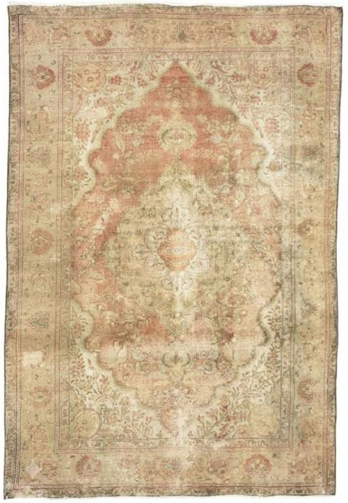 6'3x9'8 Hand Knotted Floral Traditional Wool Oriental Rug