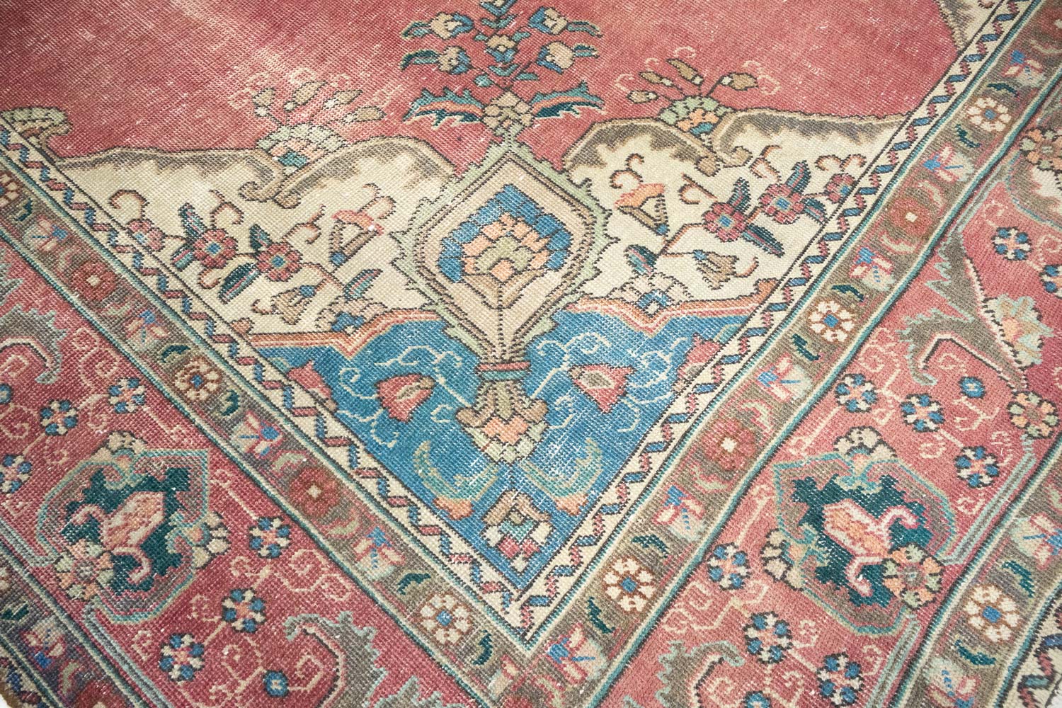 8'1x11'2 Hand Knotted Floral Traditional Wool Oriental Rug - Image 12