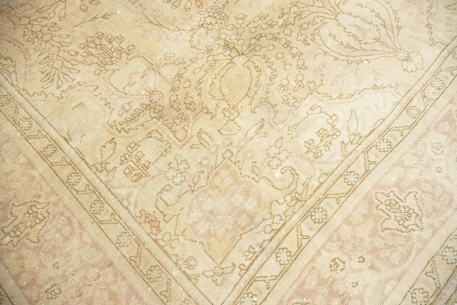 8'0x10'10 Hand Knotted Floral Traditional Wool Oriental Rug - Image 8