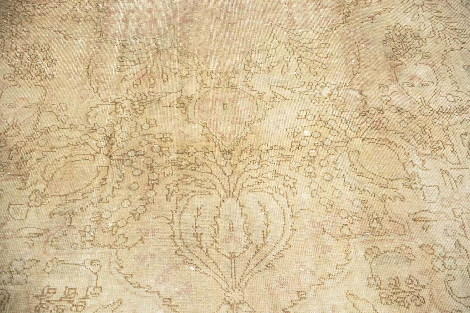 8'0x10'10 Hand Knotted Floral Traditional Wool Oriental Rug - Image 9