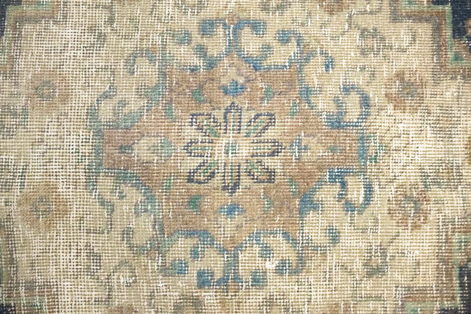 9'10x12'10 Hand Knotted Floral Traditional Wool Oriental Rug - Image 9
