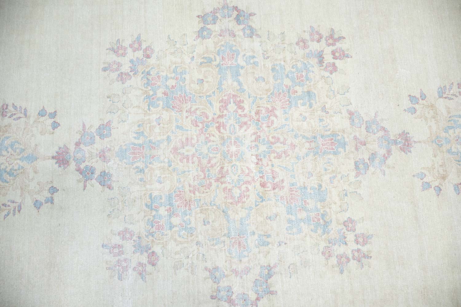 8'8x11'3 Hand Knotted Floral Traditional Wool Oriental Rug - Image 8
