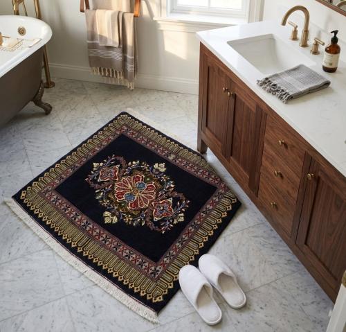 Purple-navy Vintage 3X3 Kashan Persian Square Rug