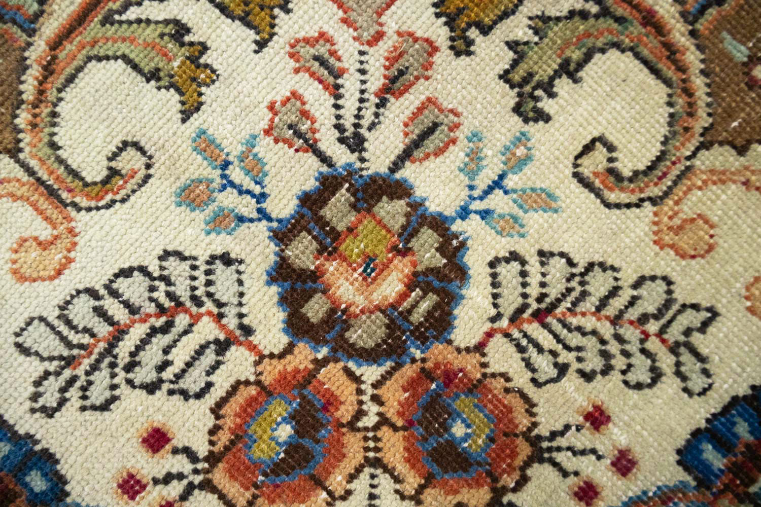 9'9x12'10 Hand Knotted Floral Traditional Wool Oriental Rug - Image 16