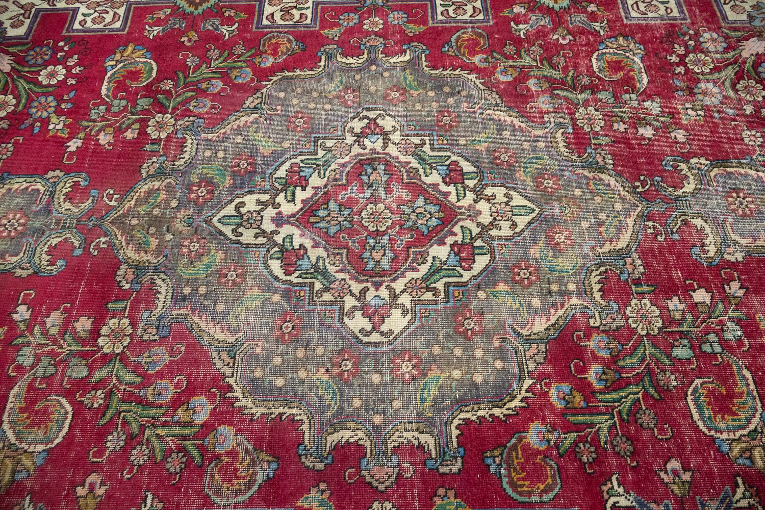 9'7x12'9 Hand Knotted Floral Traditional Wool Oriental Rug - Image 8