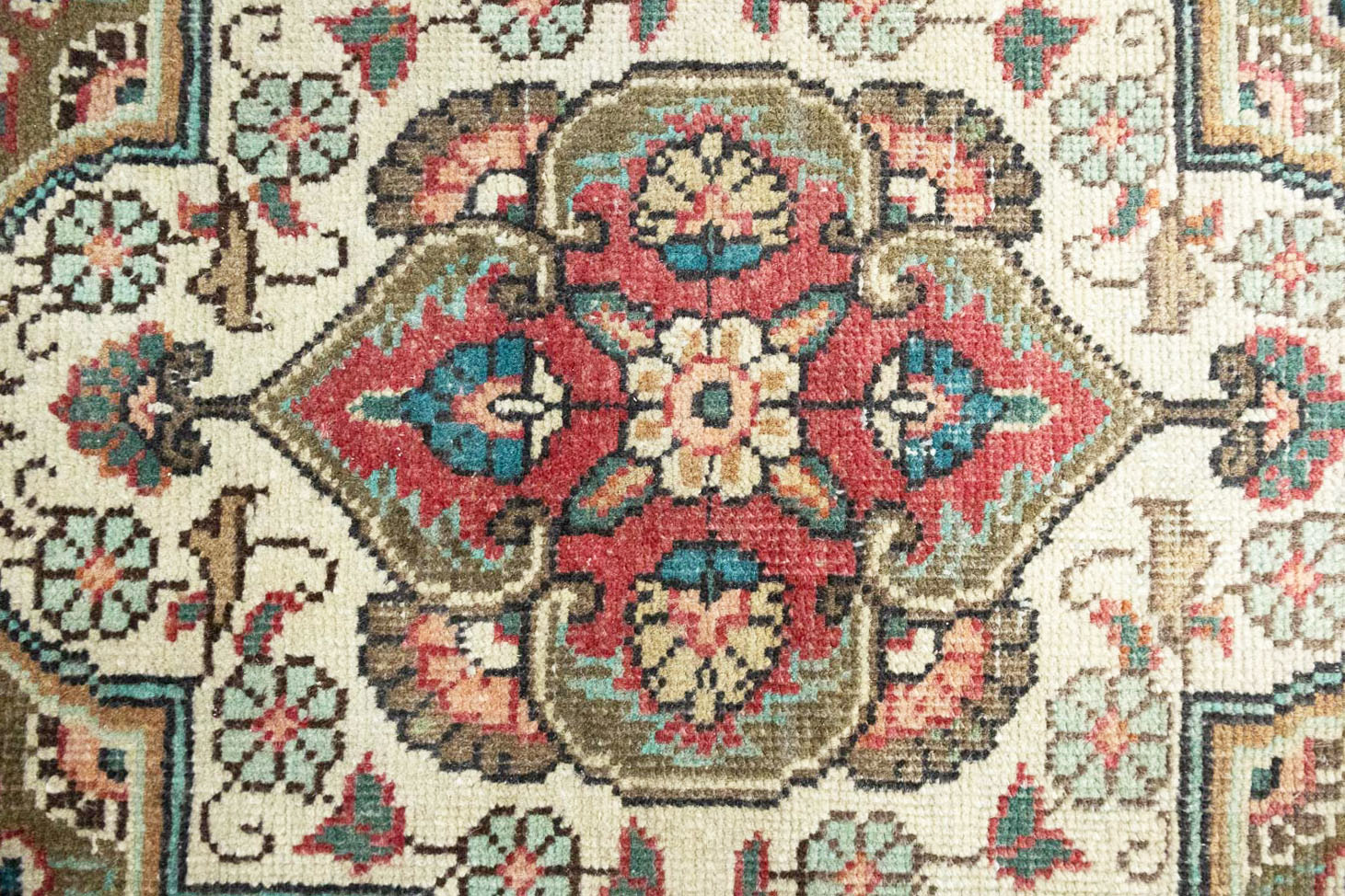 9'6x11'10 Hand Knotted Floral Traditional Wool Oriental Rug - Image 9