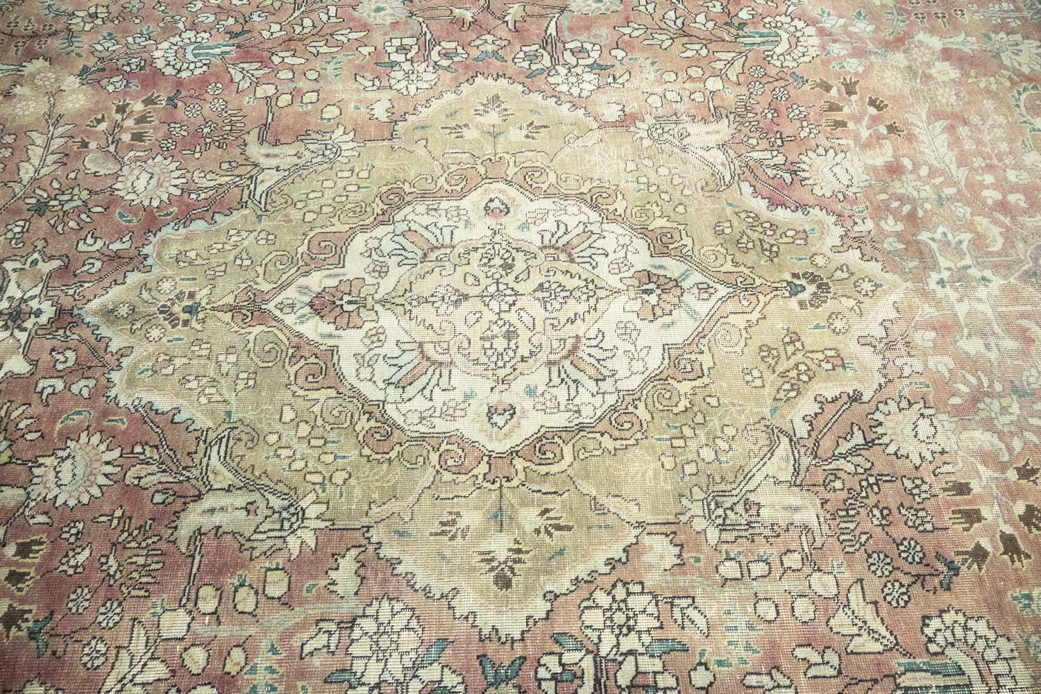 9'10x12'10 Hand Knotted Floral Traditional Wool Oriental Rug - Image 8