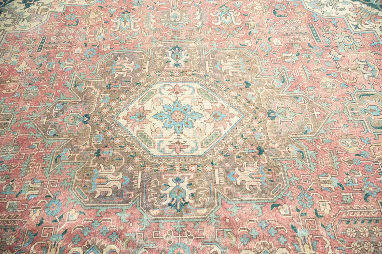 9'6x12'9 Hand Knotted Muted Geometric Wool Oriental Rug - Image 8