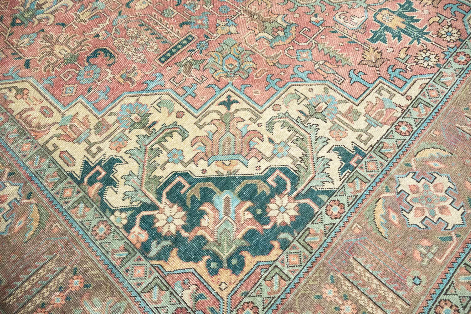 9'6x12'9 Hand Knotted Muted Geometric Wool Oriental Rug - Image 9