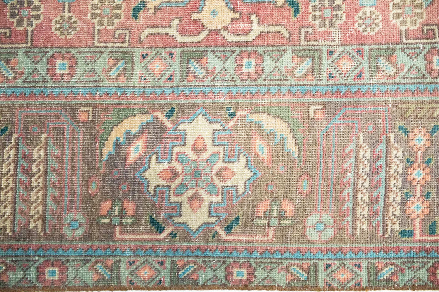 9'6x12'9 Hand Knotted Muted Geometric Wool Oriental Rug - Image 10