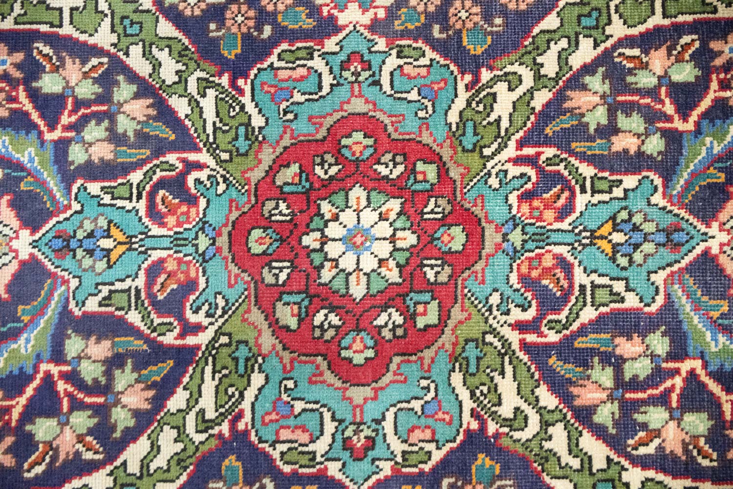 9'9x13'0 Hand Knotted Floral Traditional Wool Oriental Rug - Image 9