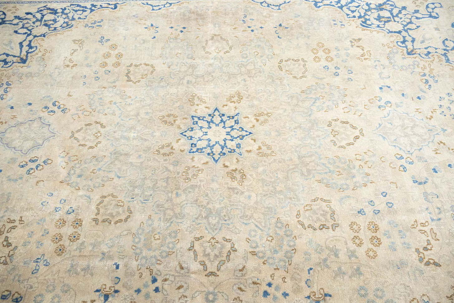 9'6x12'8 Hand Knotted Floral Traditional Wool Oriental Rug - Image 8