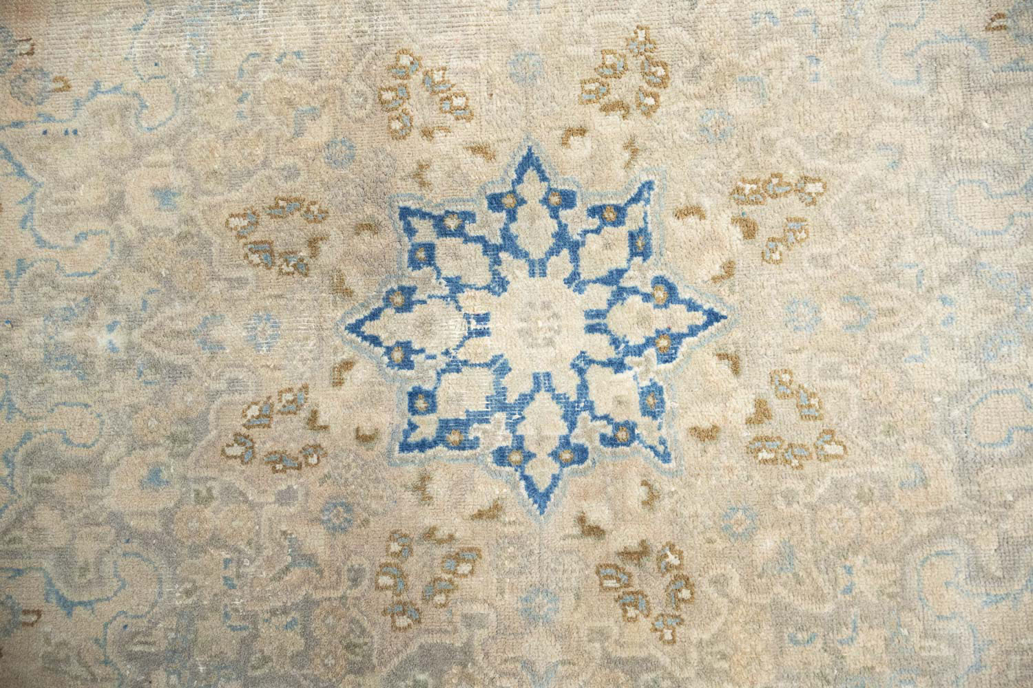9'6x12'8 Hand Knotted Floral Traditional Wool Oriental Rug - Image 9