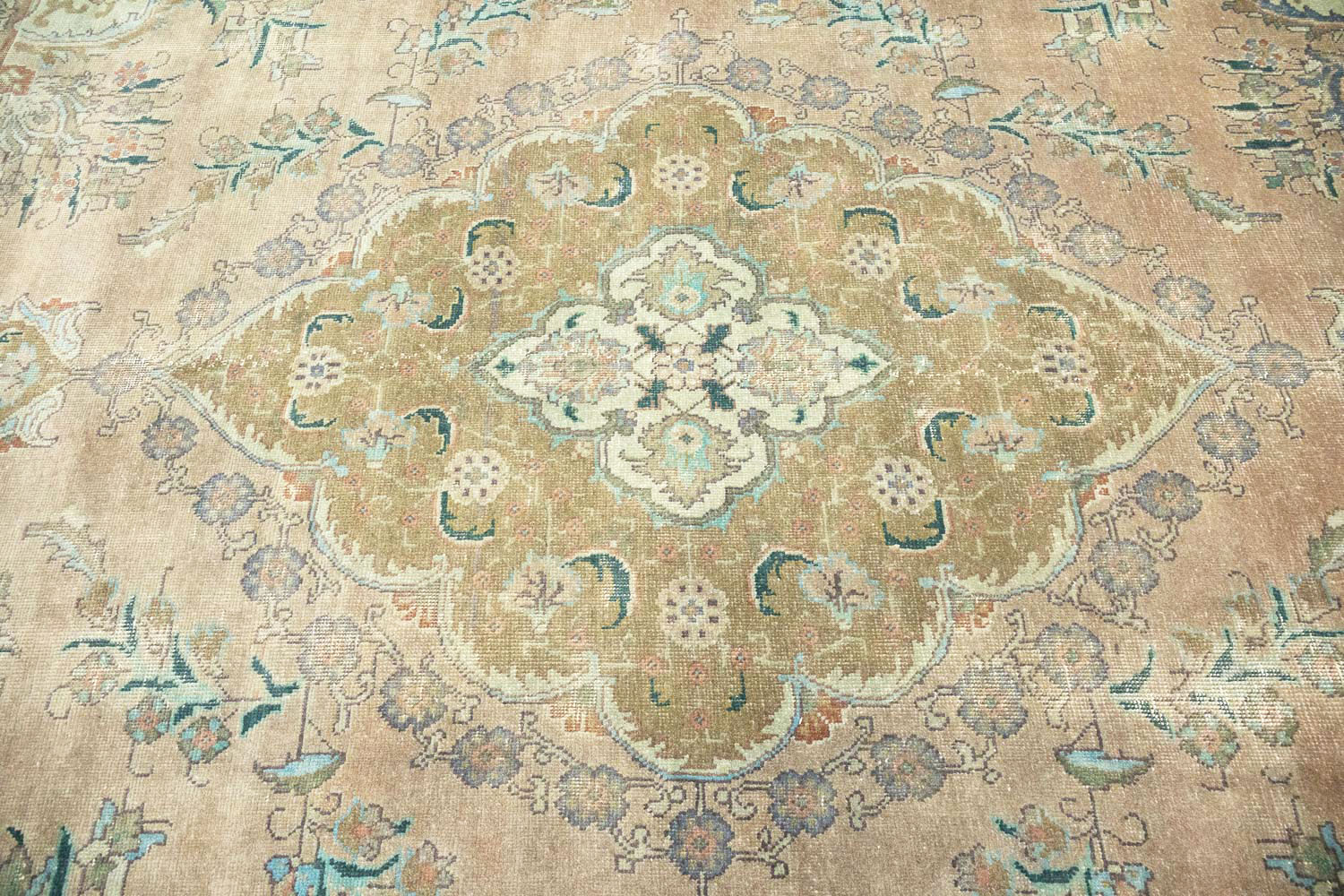 9'8x12'9 Hand Knotted Floral Traditional Wool Oriental Rug - Image 7