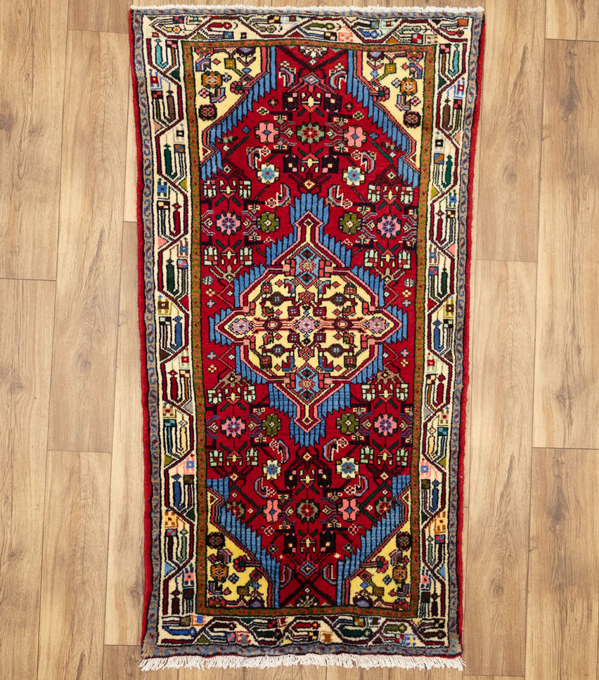 2'7 x 4'8 Hand Knotted Hamedan Geometric Persian Wool Rug - Image 1