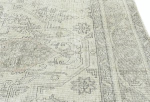 Antique Muted Beige Floral 6'6X9'7 Distressed Vintage Oriental Rug