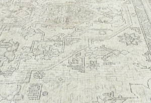 Antique Muted Beige Floral 6'6X9'7 Distressed Vintage Oriental Rug