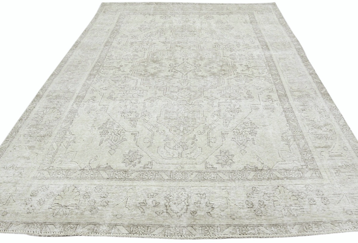 Antique Muted Beige Floral 6'6X9'7 Distressed Vintage Oriental Rug