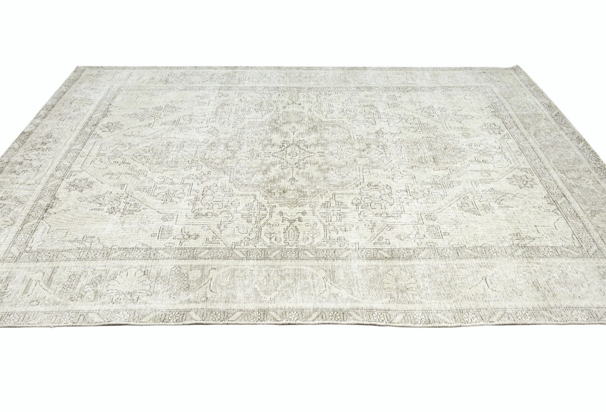 Antique Muted Beige Floral 6'6X9'7 Distressed Vintage Oriental Rug
