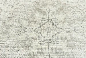 Antique Muted Beige Floral 6'6X9'7 Distressed Vintage Oriental Rug