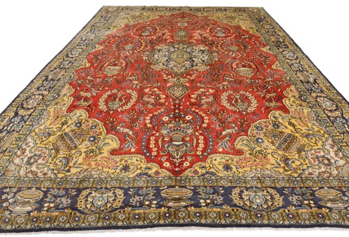 Vintage Classic Pictorial 10X14 Shahreza Persian Rug