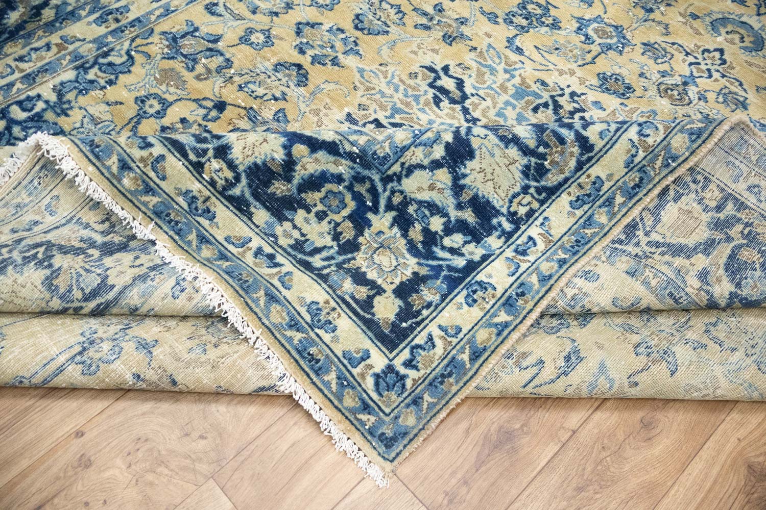 8'2x10'5 Hand Knotted Floral Classic Oriental Wool Rug - Image 13